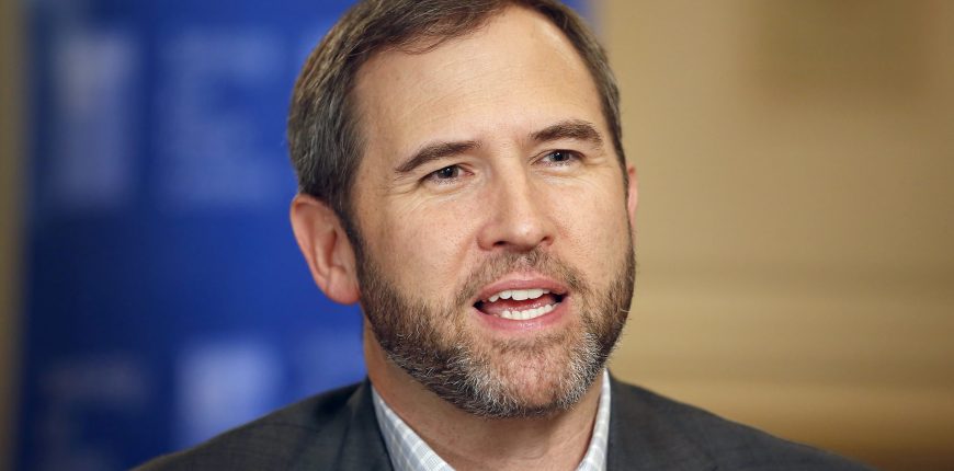 104492886-GettyImages-635343334-brad-garlinghouse.jpg