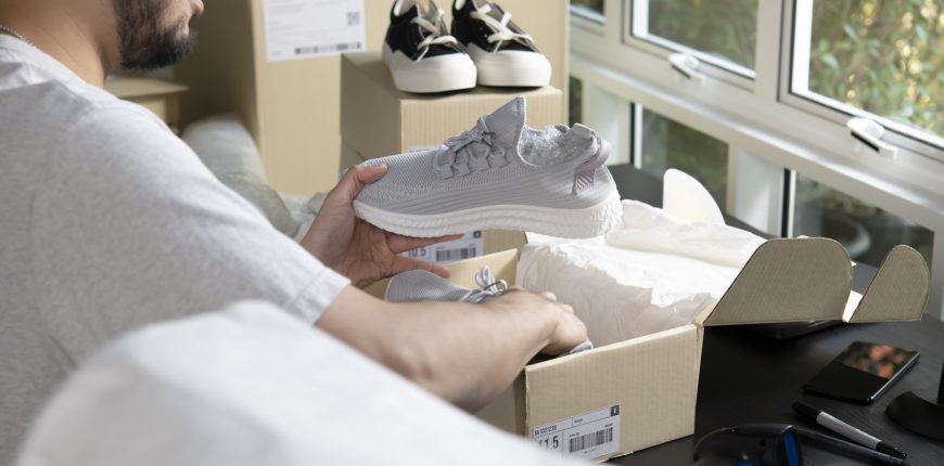 small-business-side-hustle-online-shoe-sneaker-retail_iStock-1392117105.jpg