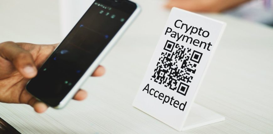 Ingenico-with-Crypto.com-shutterstock_1988091545.jpg