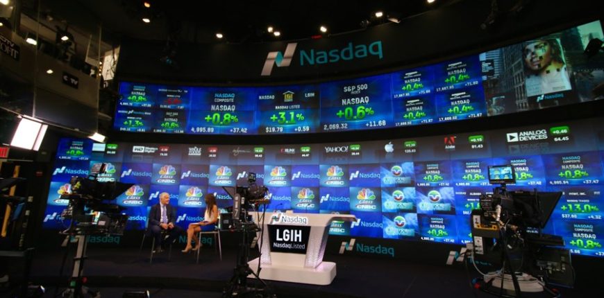Nasdaq20studio3B20Photo3A20Wikimedia20Commons_id_2cfe19ed-8de2-4ae2-8b04-d5c6419afbd5_size900.jpeg