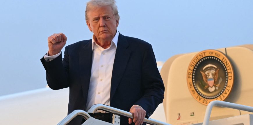 TOPSHOT-US-POLITICS-TRUMP-0_1746992381994_1747013434813.jpg