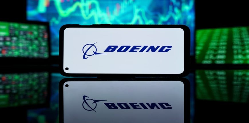 boeing_stock_5703454d7c.jpg