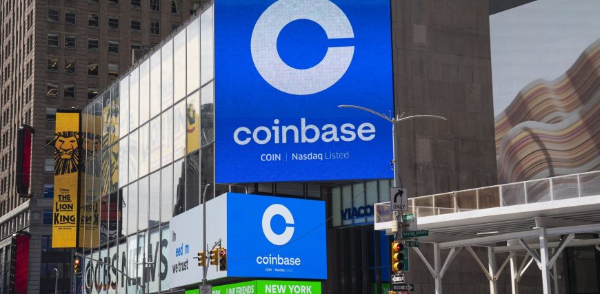 f47490-20250513-coinbase-opens-at-usd102-billion-valuation-with-initial-public-offering-2000.jpg