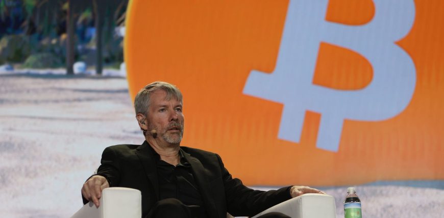 GettyImages-1321733343-4b6bf3be43224734b94c3f32aaeaaa88.jpg