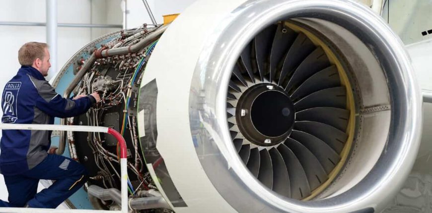Rolls-Royce-Engineer-1200x675.jpg