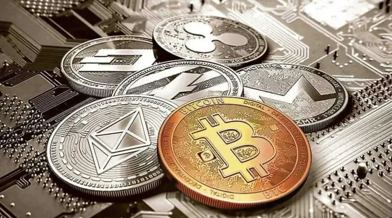 Seizing-the-Bitcoin-Boom-OPTO-Miner-Leads-the-Way-in-Crypto-Innovation.webp.webp