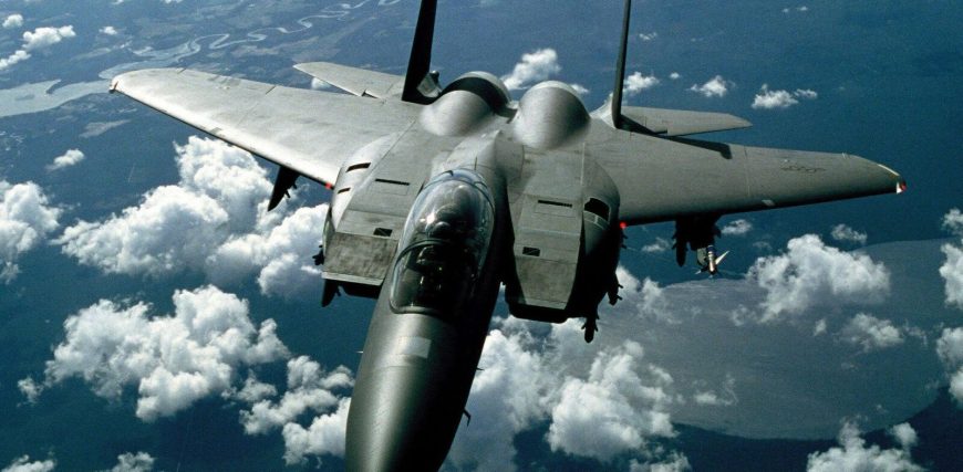 fighter-jet-jet-aircraft-army-87088_1749615130764_1749615155279.jpeg