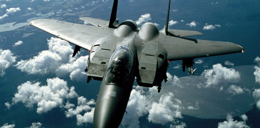 fighter-jet-jet-aircraft-army-87088_1749615130764_1749615155279.jpeg