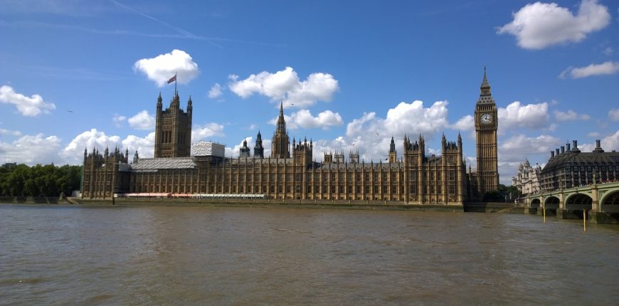 uk-parliament-1203181_1280.jpg