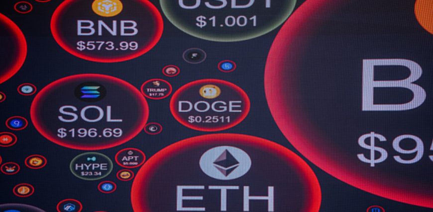 108096279-1738587070714-gettyimages-2196861331-HK_CRYPTOCURRENCY.jpeg