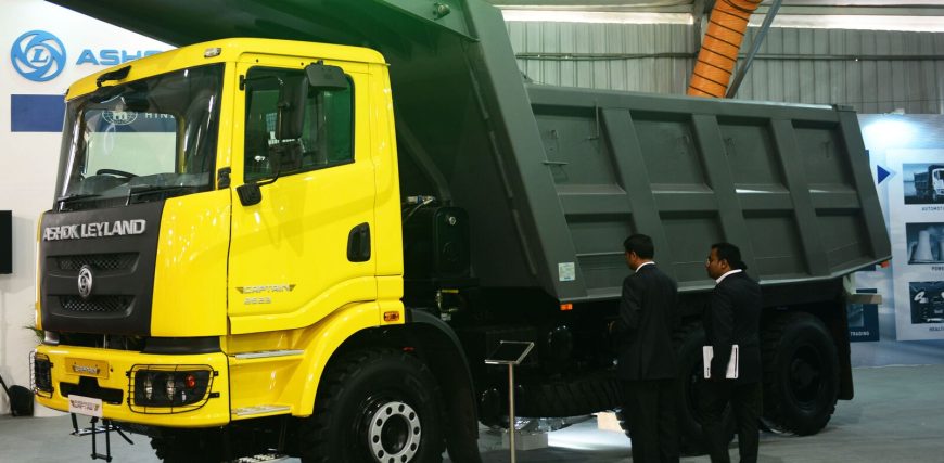 2-0-297628095-Ashok-leyland4-0_1680585119607_1751622381484.jpg
