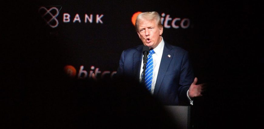 85262066007-trump-bitcoin.jpg