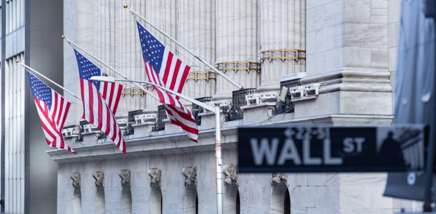 photo-wall-street-sign-out-of-focus-16x9.jpg