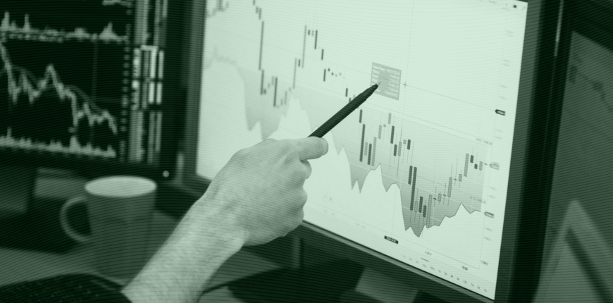 pointing-at-stock-charts_07-08-25_unsplash-getty-images-1600x900.png