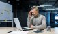 stock-investor-looking-at-laptop-confused.jpg