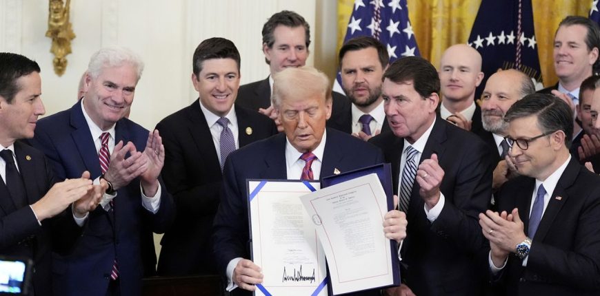 trump_crypto_071825.jpeg