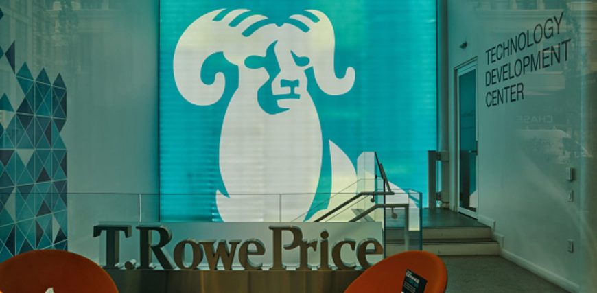 107233986-1683035781935-gettyimages-1252531736-T_ROWE_PRICE_EARNS.jpeg