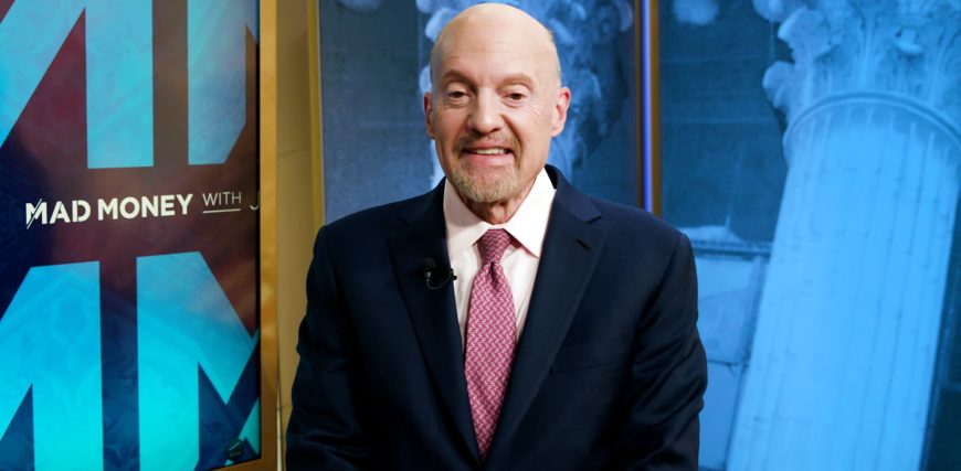108205478-1759200271312-jimcramer1.jpg