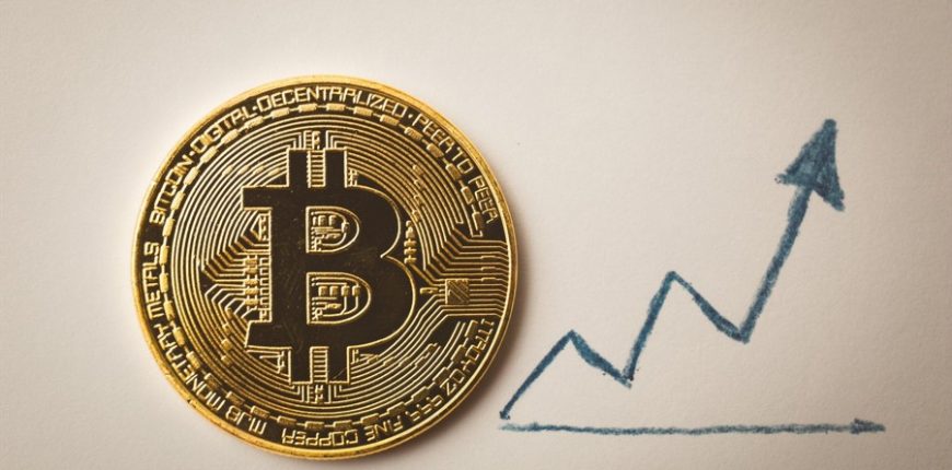 Bitcoin_id_e44ebc58-6adf-4a1f-bb97-d15766066311_size900.jpg