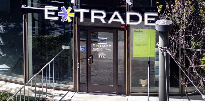 e-trade-morgan-stanley.2.jpg