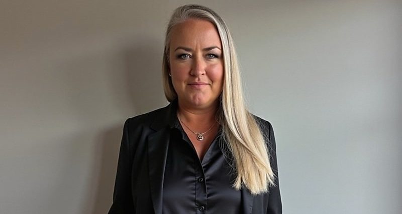 kate-cooper_OKX_smsfa_fr1psf.jpg