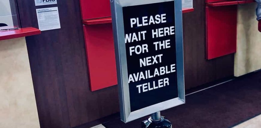 Bank-Banking-Teller-Wait-Queue-Delay.jpg Bank-Banking-Teller-Wait-Queue-Delay.jpg