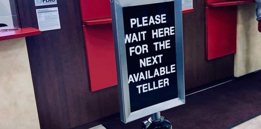 Bank-Banking-Teller-Wait-Queue-Delay.jpg Bank-Banking-Teller-Wait-Queue-Delay.jpg