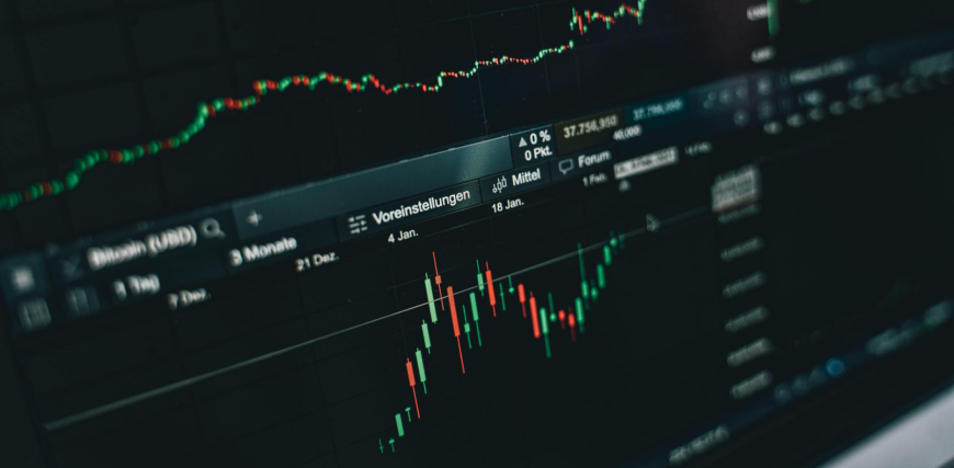 Fluctuating-bitcoin-prices-2_Pexels.png