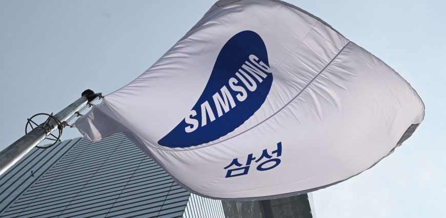 SKOREA-ECONOMY-EARNINGS-SAMSUNG-1_1751951815792_1751951842039_1761795294182.jpg