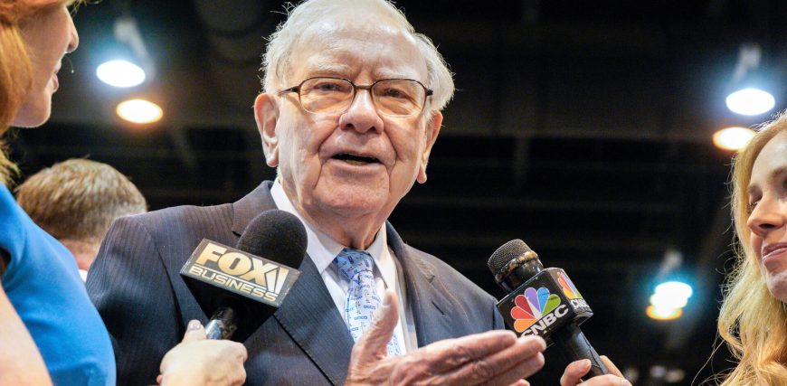 Warren-Buffett-billionaire-shutterstock_editorial_9663632c.jpg