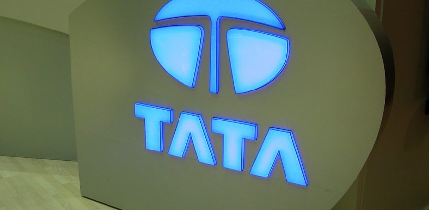 bloombergquint2F2025-10-142F3m1kmfje2FTata6454808.jpg