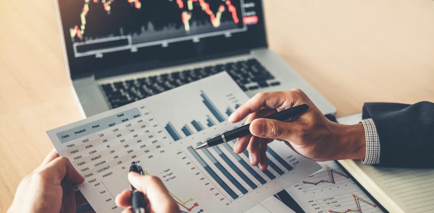 business-men-investing-iStock-1089940314.jpg