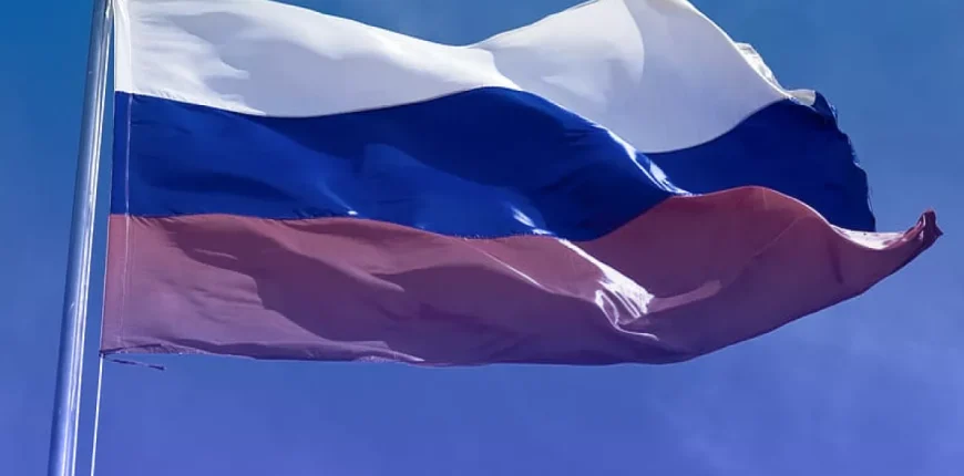 russia-flag-rossiya-flag-kripta-bitkoin.webp.webp