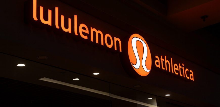lululemon-stock-nasdaq-lulu-news-forecasts-and-analysis-for-dec-14-2025-ceo-exit-q3-beat-buyback-boo.jpeg