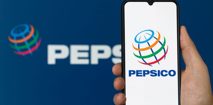pepsico-stock-nasdaq-pep-news-today-elliott-deal-price-cuts-and-the-2026-forecast-wall-street-is-wat.jpeg