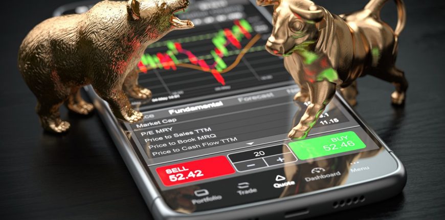 urlhttps3A2F2Fg.foolcdn.com2Feditorial2Fimages2F8461852Fbull-and-bear-on-smartphone-1373109.jpeg